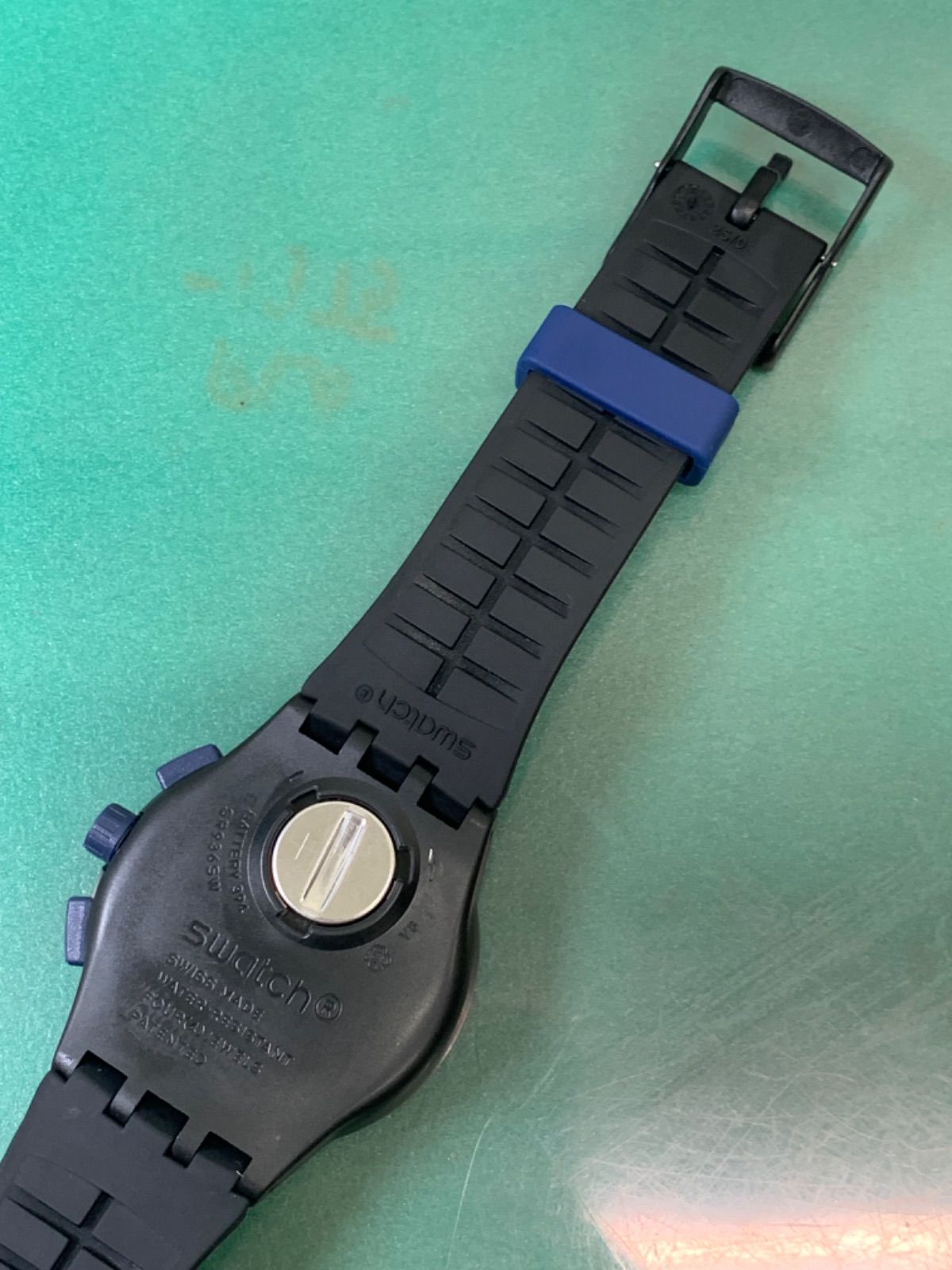 swatch V8 Quartz Men's — Japanese