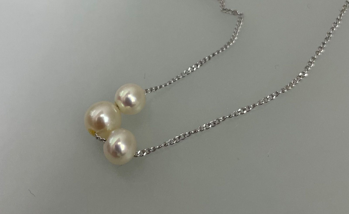 Akoya Pearl 3-row chain necklace with 5.0mm-6.0mm pearls on 40cm Silver925 silver chain