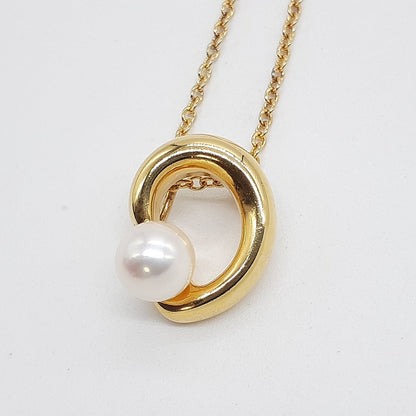 Tasaki necklace with gold coated SILVER 925 featuring an Akoya pearl on a 41cm chain with extender