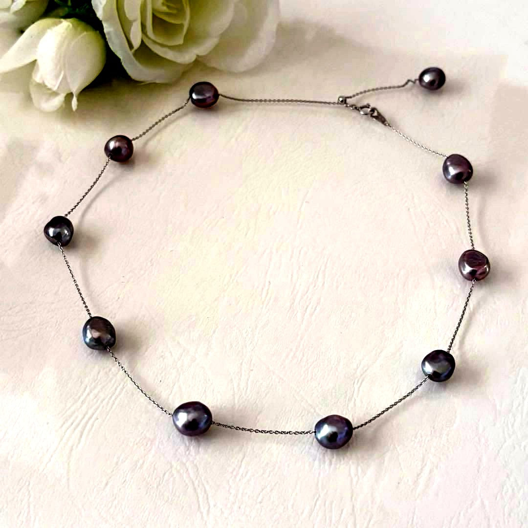381 Tasaki K18 gold necklace featuring purple pearls with adjustable 38-45 cm length