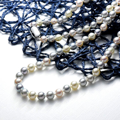 Multicolor Akoya cultured pearl necklace with 7-7.5mm pearls and silver clasp, 90cm long