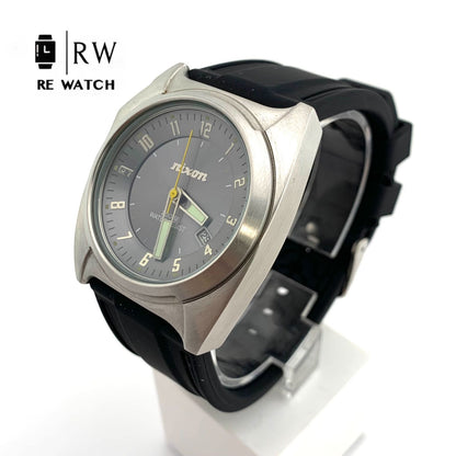 NIXON 5H Quartz Men's Watch — Japanese