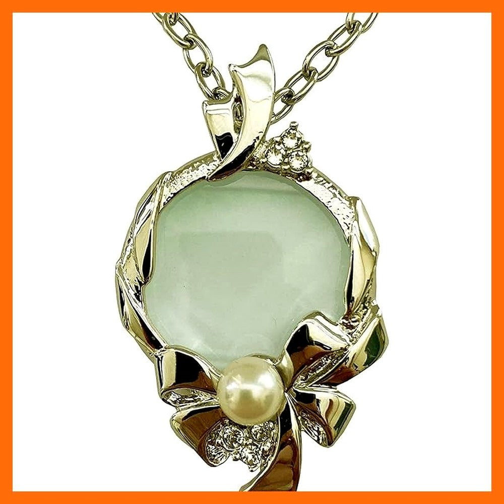 Enyapearl Loupe Pendant silver necklace featuring a 7.5mm Akoya Pearl