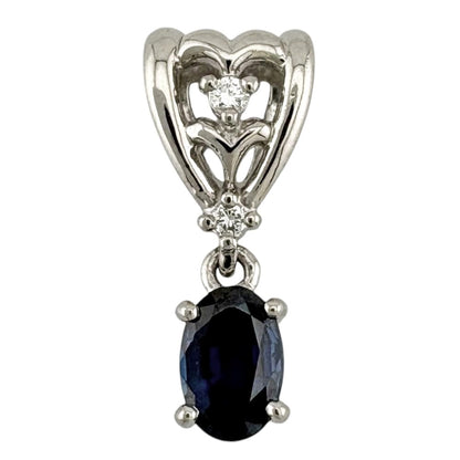 Tasaki Pt900 platinum pendant top featuring a blue sapphire for ladies in silver color weighing 2.4 grams