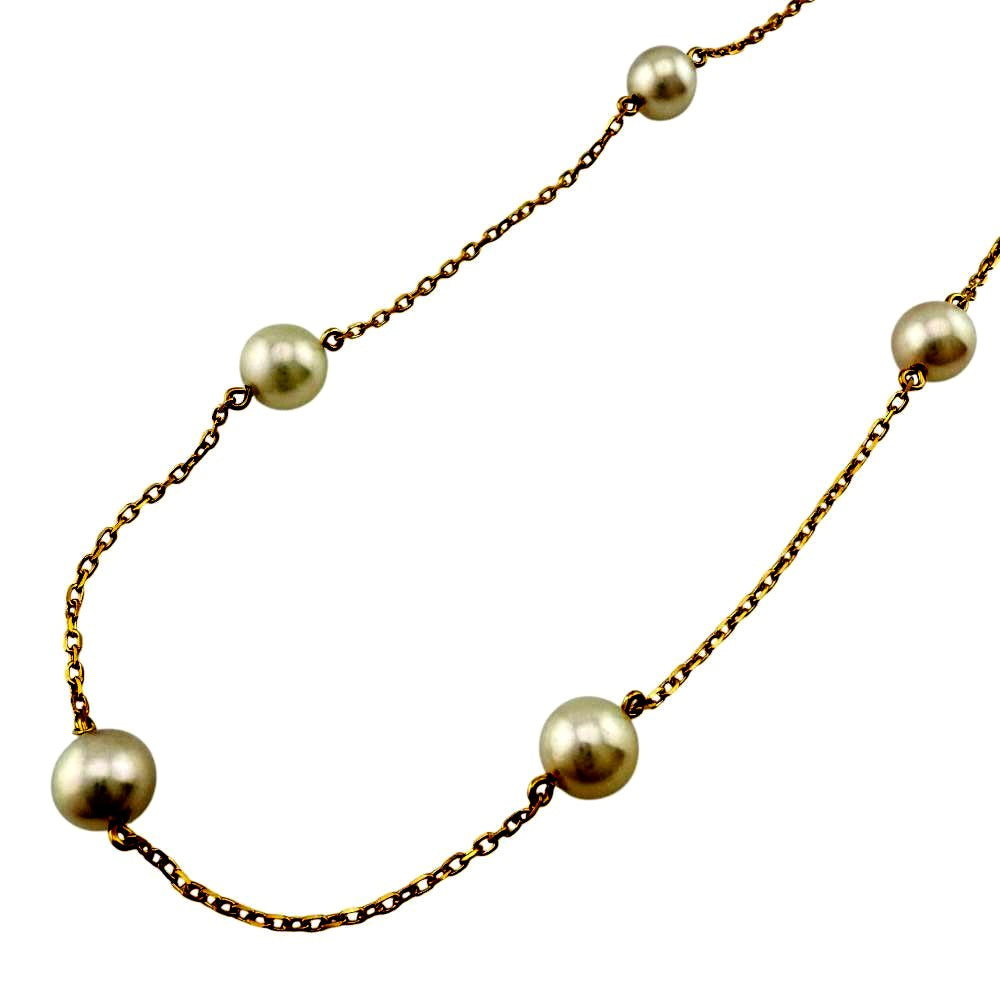 Mikimoto ladies necklace with 18K yellow gold chain and single Akoya pearl pendant weighing 3.9 grams