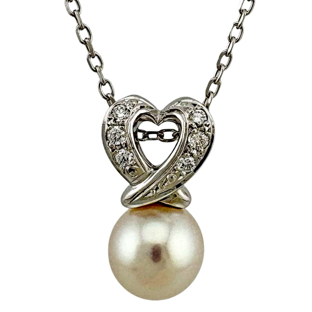 Mikimoto 18K white gold necklace with heart-shaped Akoya pearl pendant for ladies