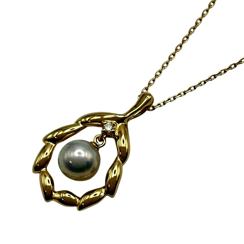 Mikimoto K18 gold ladies necklace with pearl and diamond stones, 23.3 mm length and 15.2 mm width