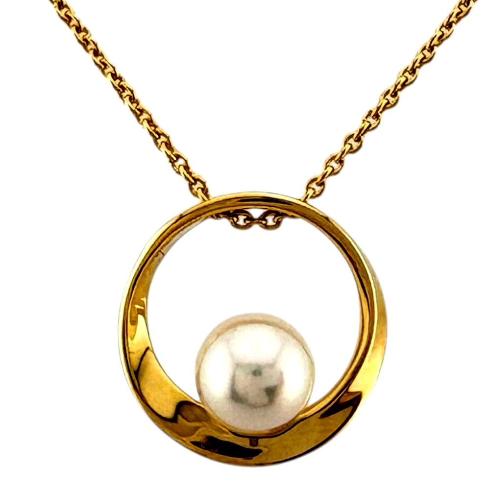 Mikimoto 18K yellow gold necklace with Akoya pearls for women weighing 4.8 grams