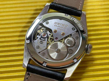 SEIKO 5740-8000 Manual Men's Watch — Japanese