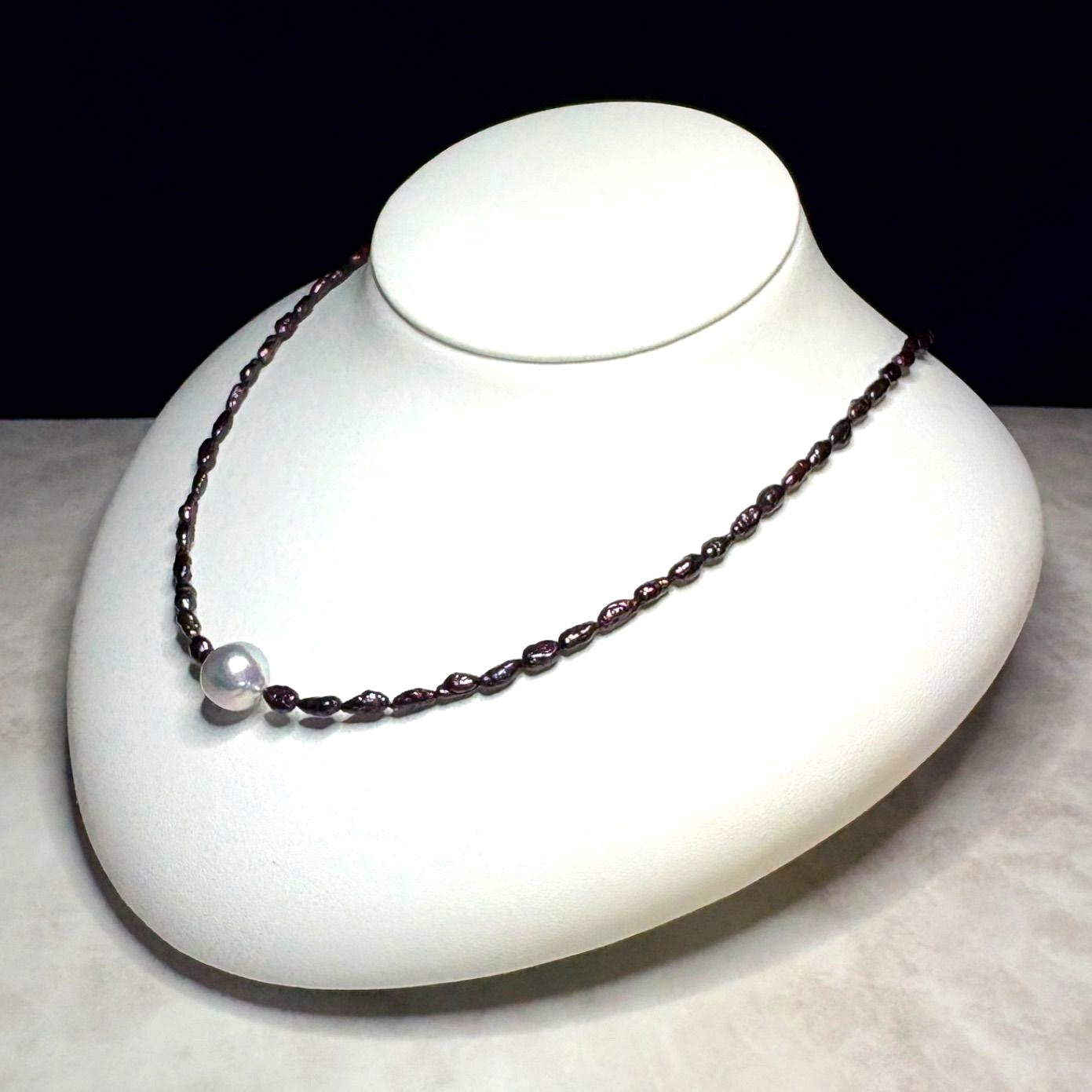 Akoya genuine pearl freshwater necklace with 10mm purple multi pearls and brass magnetic clasp, 48cm length