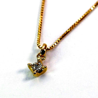 Law Necklace made of K18 yellow gold with 0.05ct diamond pendant and 40.5cm adjustable chain