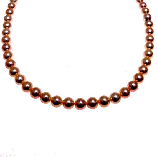 Mikimoto pearl necklace with 7 to 7.5 mm pearls and 43 cm length displayed on a white background