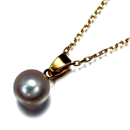 Mikimoto necklace with 7.5mm single pearl on 18K yellow gold chain about 40cm long