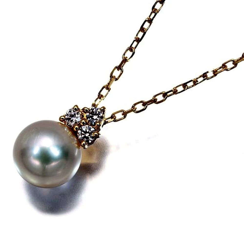 Mikimoto necklace with 8.0mm pearl and diamond set in 18K yellow gold, 40cm chain length