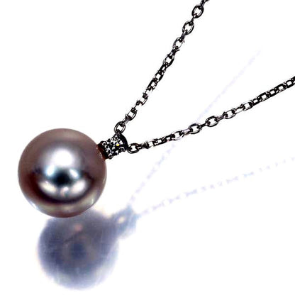 Tasaki necklace featuring an 8.1mm pearl and 0.01ct diamond set in 18K white gold with a 36-40cm chain