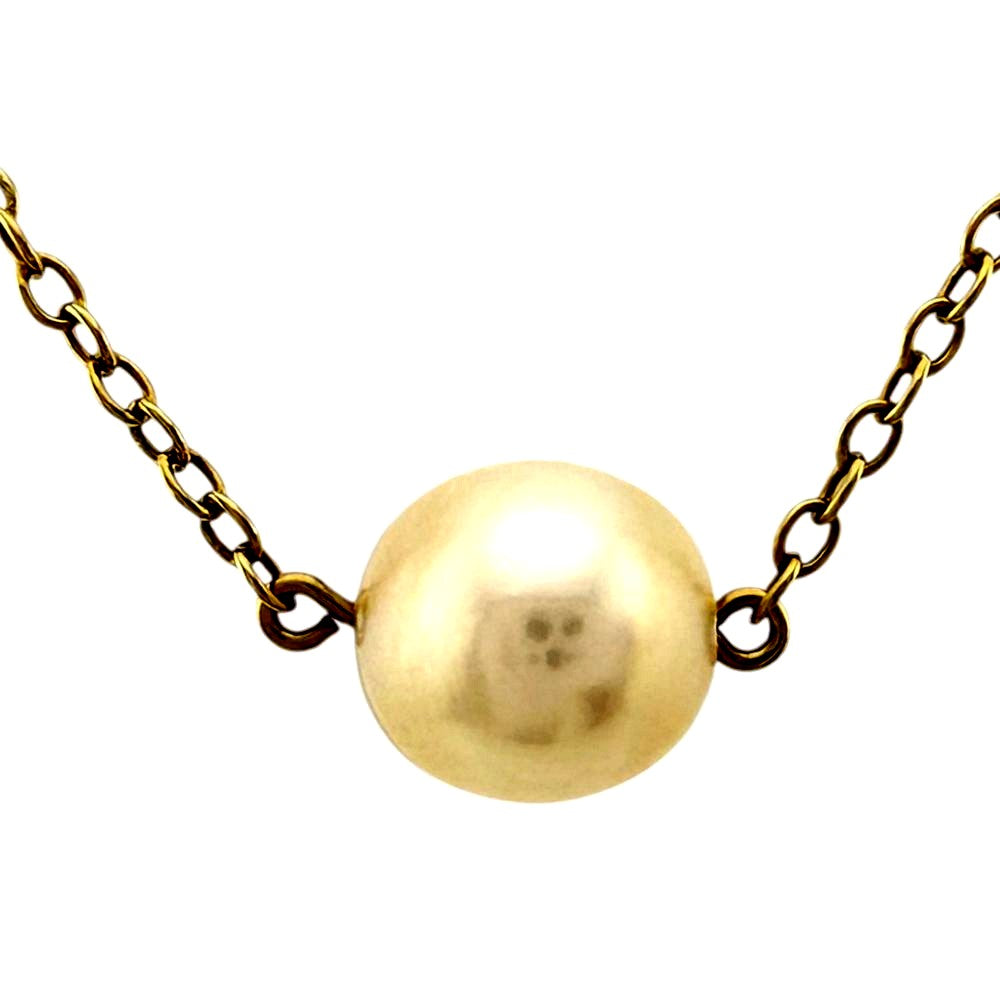 Mikimoto 18K yellow gold ladies necklace featuring a single pearl pendant