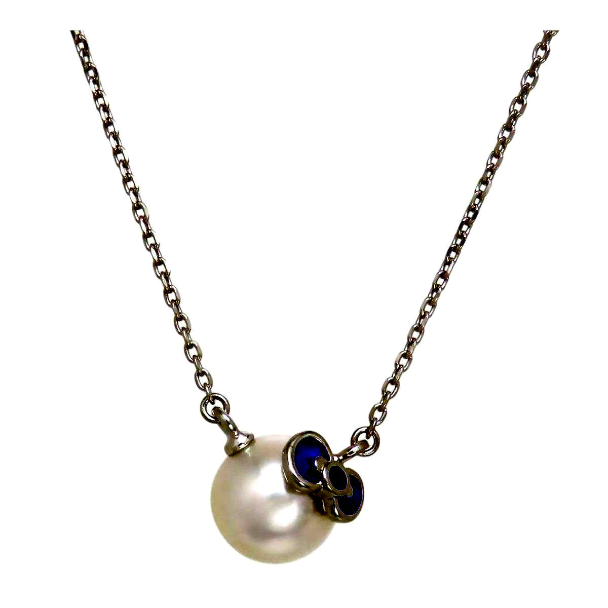Hello Kitty Akoya Pearl Necklace Limited Edition with 7.1mm pearls and adjustable chain in inner and outer box