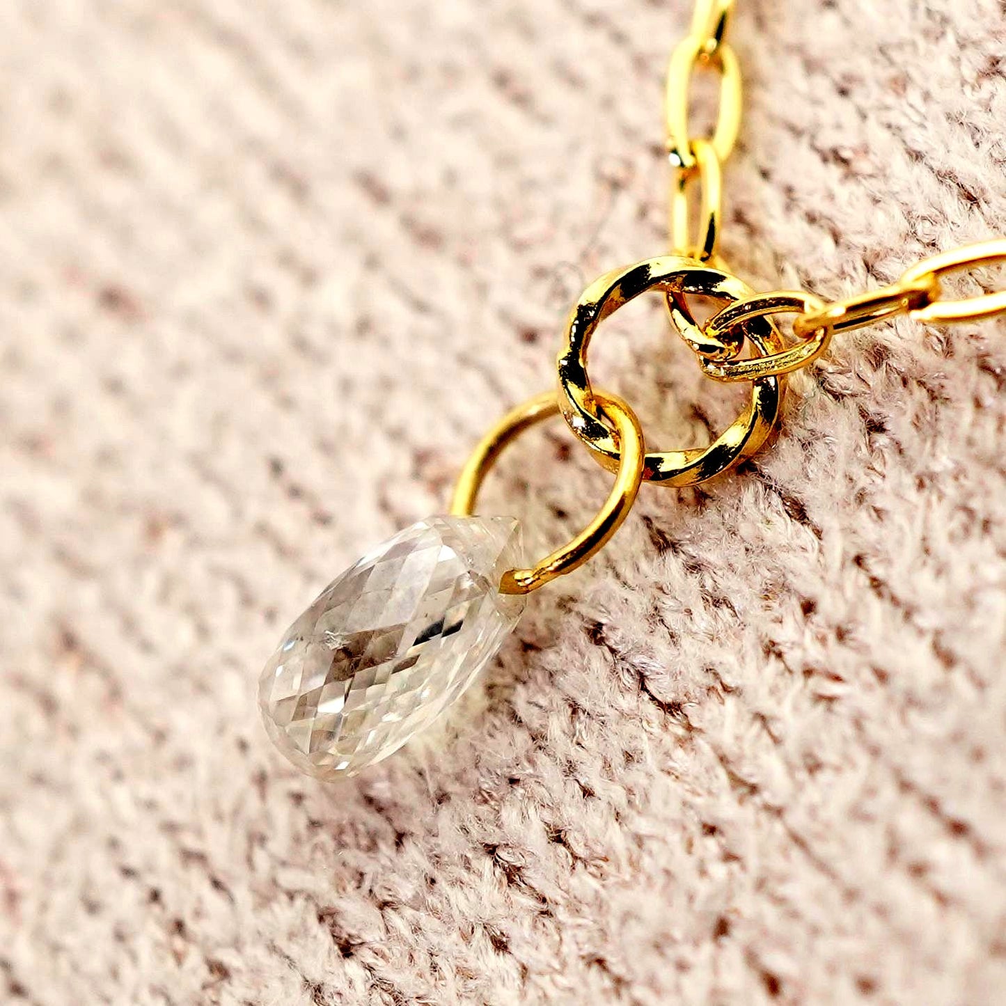 Agete K18 gold necklace with laser hole diamond pendant model 25-3160 displayed on white background