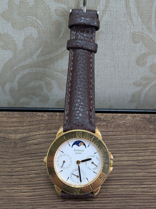 SEIKO AVENUE Moonphase Quartz Men's Watch — Japanese