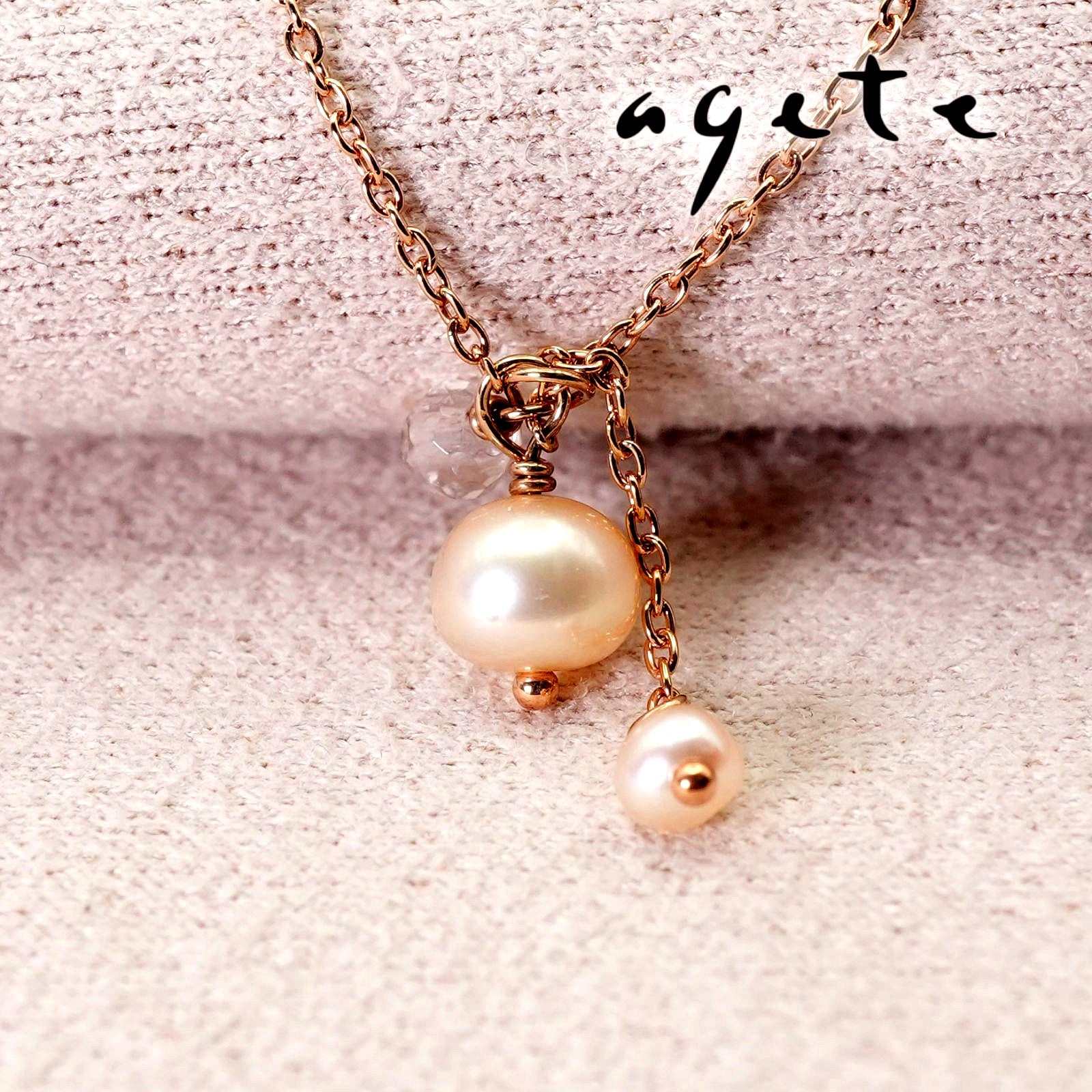 Agat K10 Pearl Quartz Necklace model 26-0676 with pearl accents on a delicate chain