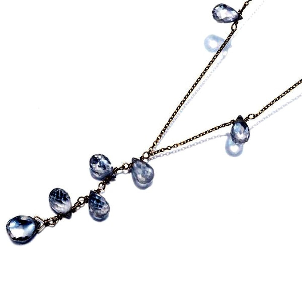 Agete necklace featuring a quartz stone set in 10 karat yellow gold on a 45 cm chain