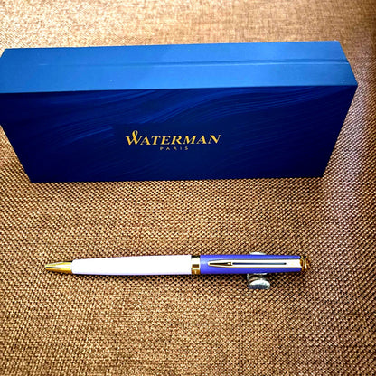Waterman Metropolitan Essential fountain pen in purple with gold-plated trim and twist type mechanism