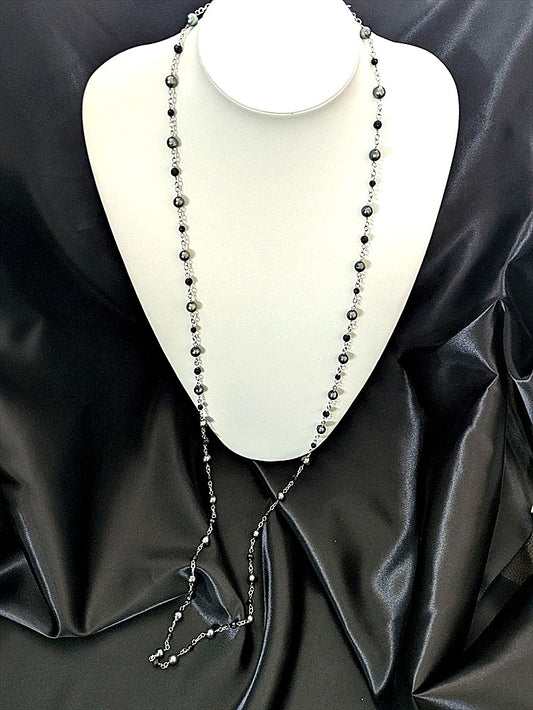 Blue Snubbull Akoya pearl and onyx long necklace measuring 120 cm with 6 mm pearls