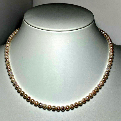 Baby Pearl Necklace with 4.5-5.0mm Akoya pearls, 42 cm length, elegant round pearls