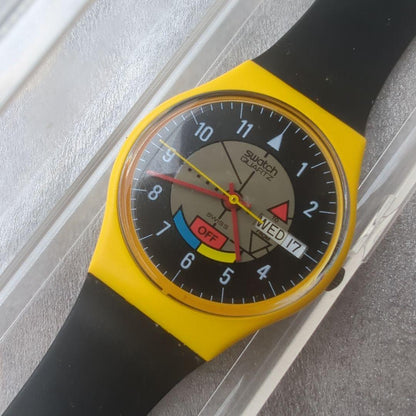 swatch GJ700 Quartz Men's — Japanese