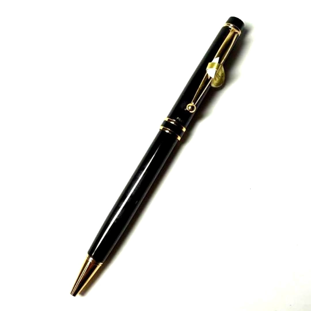Pilot Sine 1918 revolving ballpoint pen with fine point in black color, displayed on white background