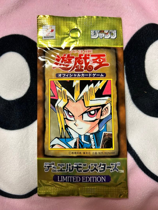 Yu-Gi-Oh Freshly Sealed envelope! Yu-Gi-Oh! Unopened Limited Edition Duel Pack!! Pack Ultra Rare — Japanese