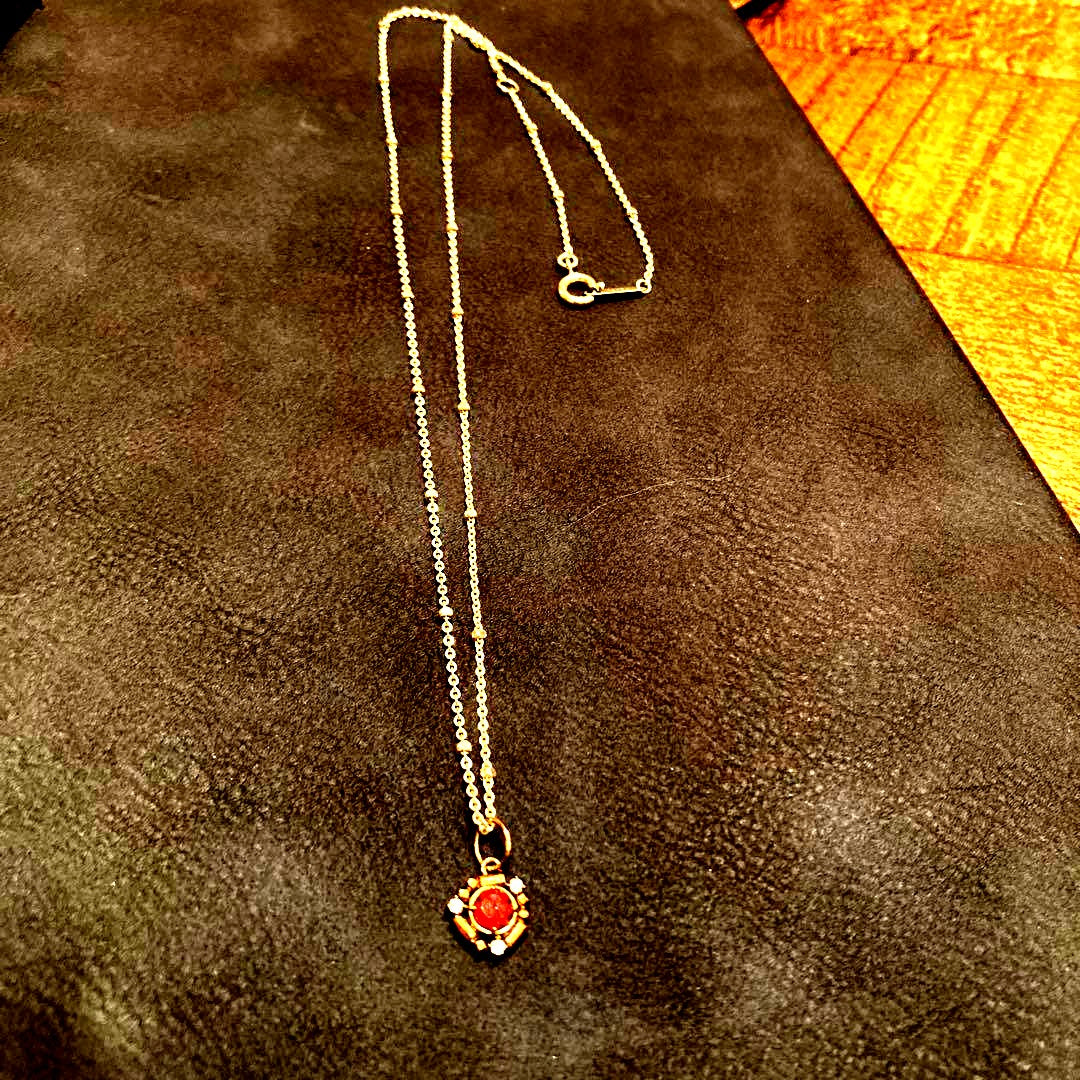 agete silver necklace with adjustable 45cm chain and charm with 4 stones including red and diamond-like stones