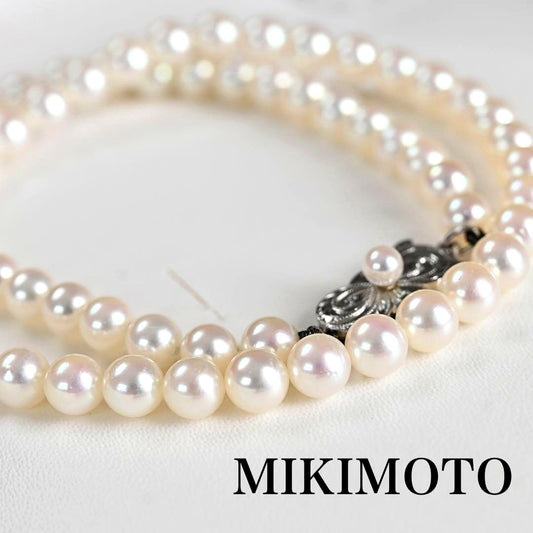 Hana-dama grade Mikimoto Akoya pearl necklace with round 6-5.5mm pearls and silver clasp in aurora pink color