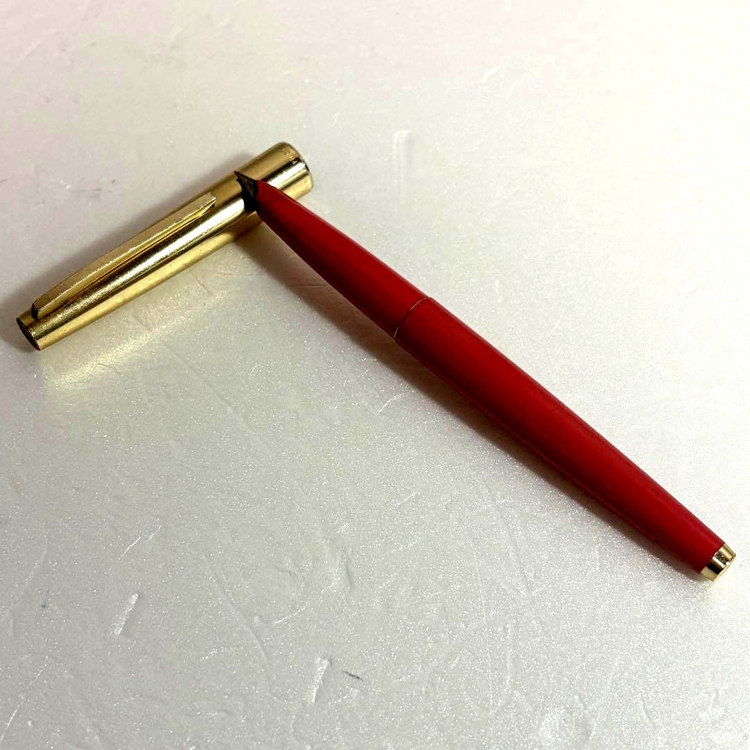 PILOT 14K Gold and Pink Fountain Pen with fine nib, elegant design from Japan