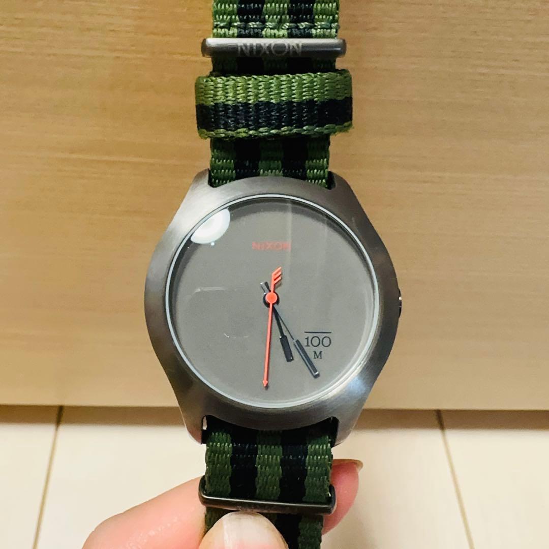 NIXON Series SBTR009 V157-0BX0 Men's Watch — Japanese