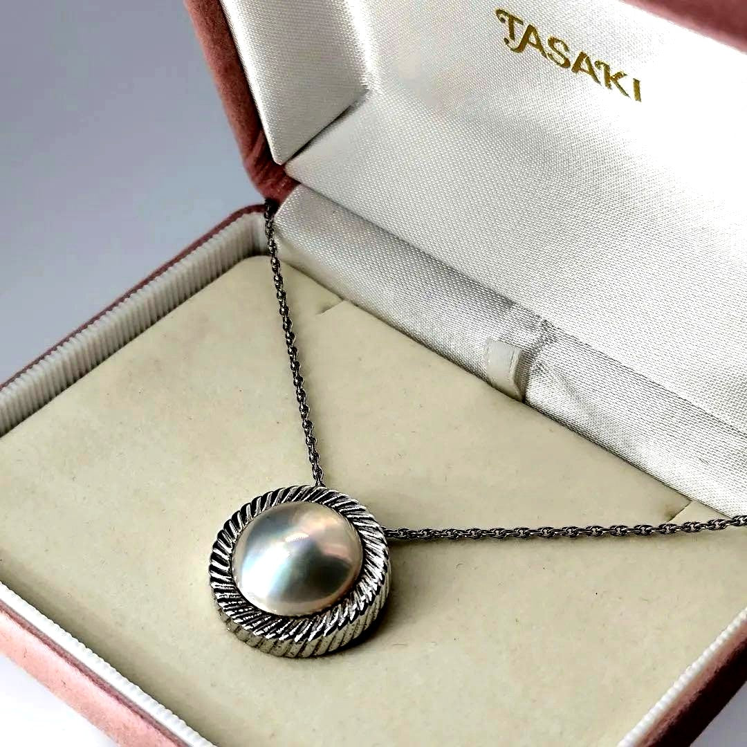 Tasaki pearl necklace with large 15mm mother-of-pearl pearls on a 62cm silver chain with T-Stamp