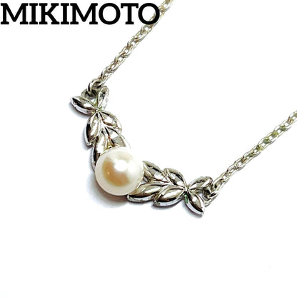 Mikimoto pearl necklace with 5.3mm pearls and silver leaf pendant on 40cm chain
