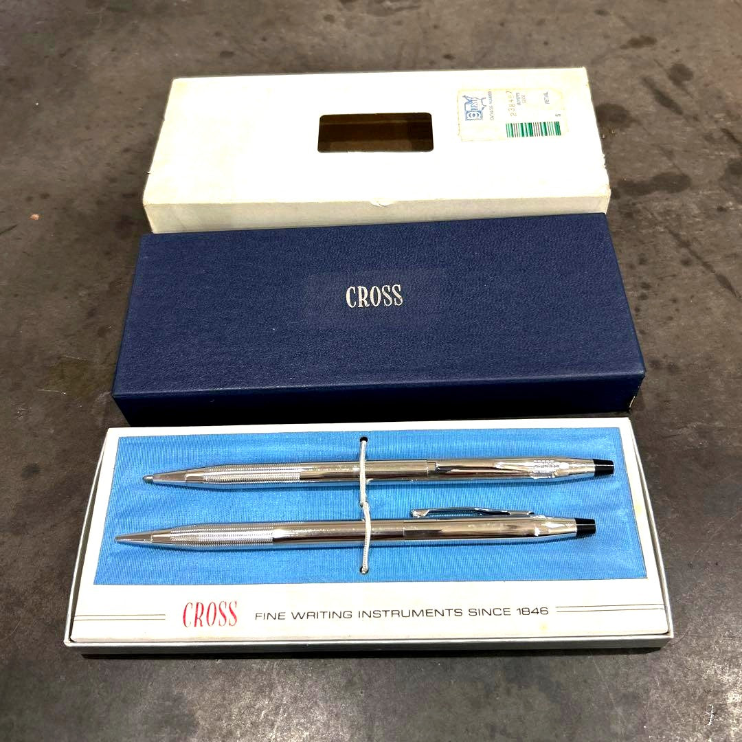Cross Vintage 3501 Chrome ballpoint pen and mechanical pencil 2-piece set on white background
