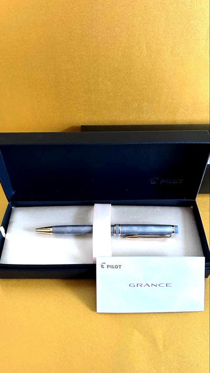 PILOT GRANCE BGRC-1HR-HAGY ballpoint pen in gray marble color with dedicated case and packaging