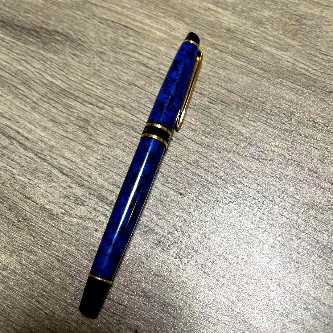 Waterman Blue Marble fountain pen with fine nib, showing blue marbled design and silver accents