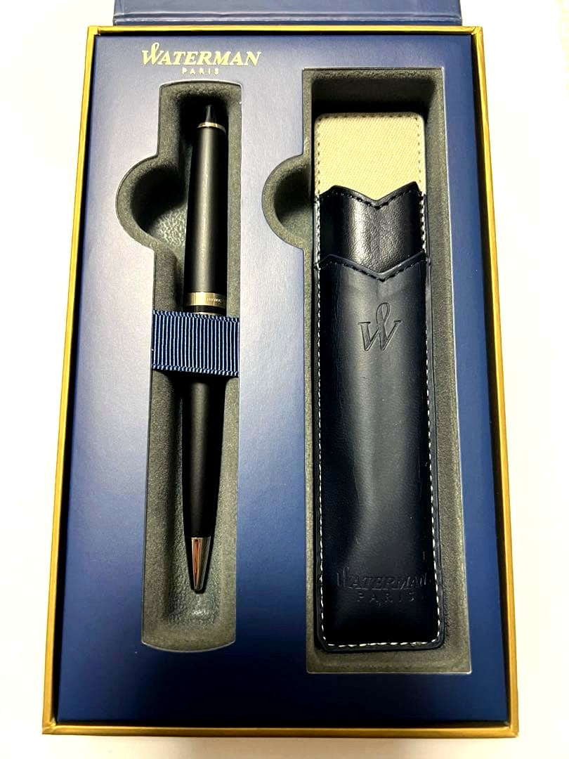 Waterman Twist ballpoint pen with box and unopened black refill, used but in excellent condition