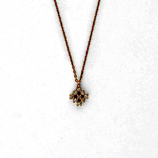 Agete Necklace from the Diamond series with gentle three-dimensional diamond setting on a delicate chain