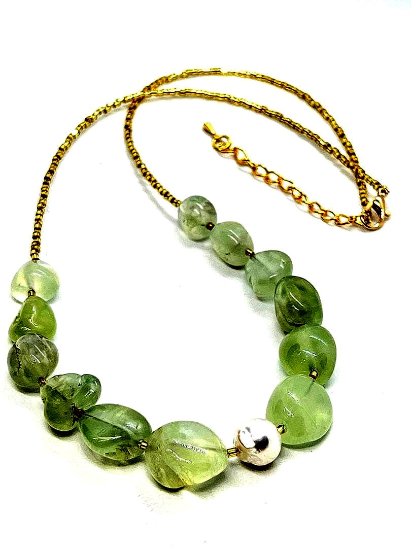 Akoya pearl 10mm necklace with prehnite stones and adjustable 50cm K18 gold leaf chain