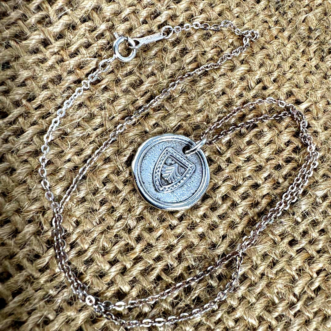 Agete Silver Necklace Collaboration made of SV925 with a 40cm chain on a white background