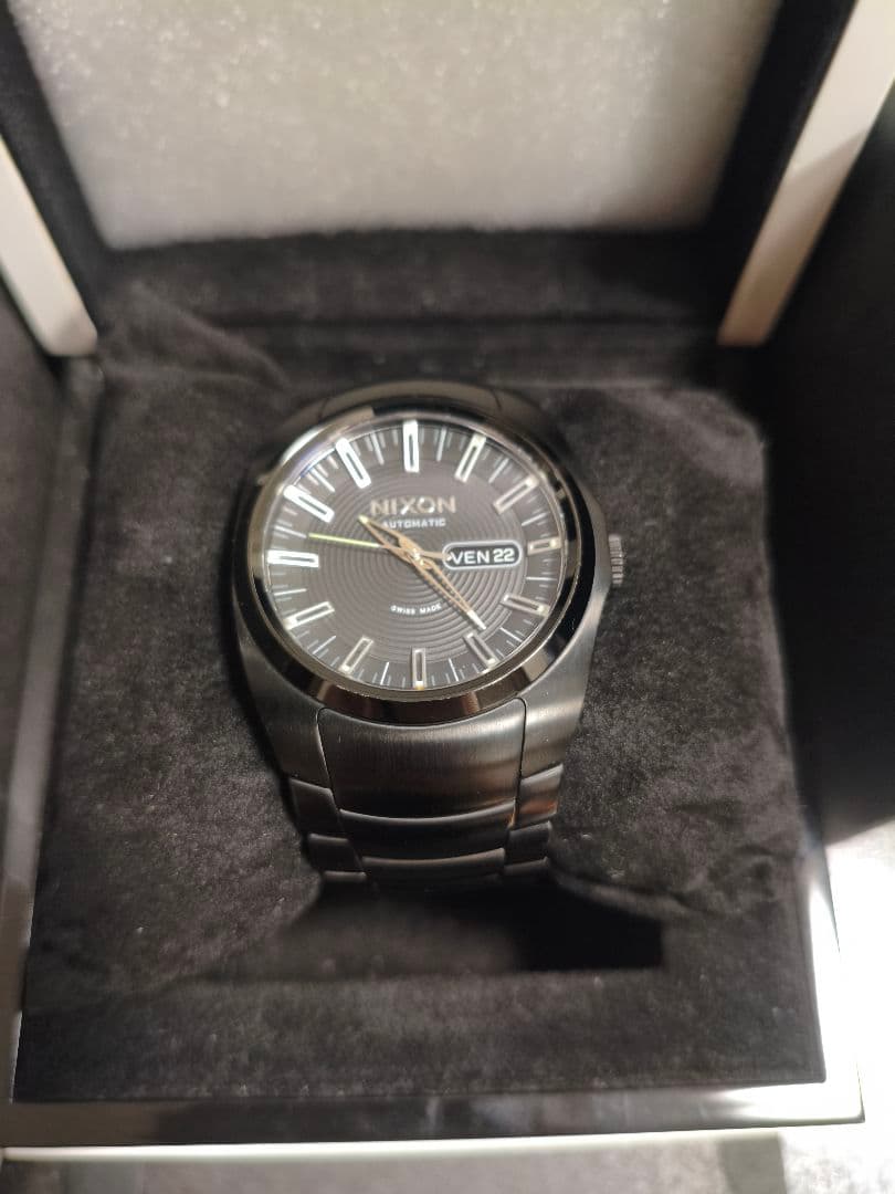 NIXON A006-001 Automatic Men's Watch — Japanese