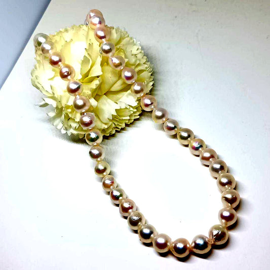 Unworn Akoya pearl baroque necklace with 39 cm length and Sterling Silver 925 stamp