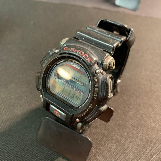 CASIO DW-9052 Digital Men's Watch — Japanese
