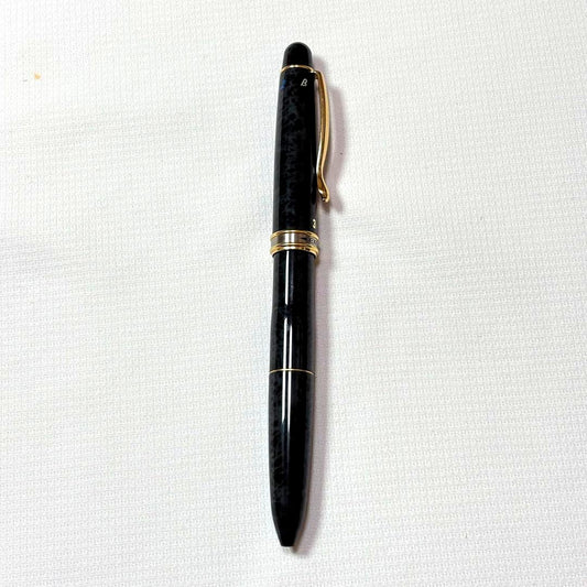 PILOT EXECT 3 Plus 1 multi-function ballpoint pen in marble black with gold-plated clip