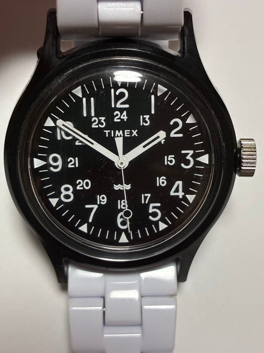 TIMEX キャンパー Quartz Men's Watch — Japanese