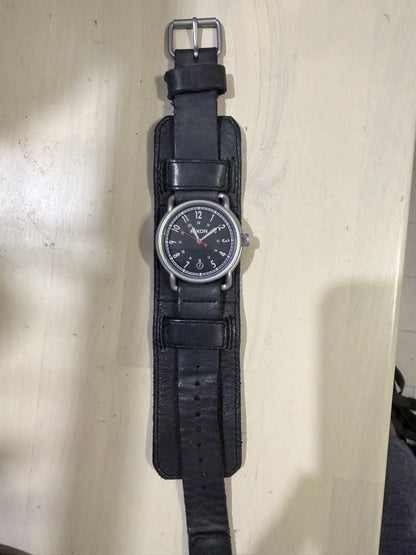 NIXON Leather Band Series Men's Watch — Japanese
